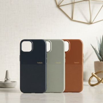 Apple iPhone 13 Multicolor Beats Dotted Modern Art Style Case